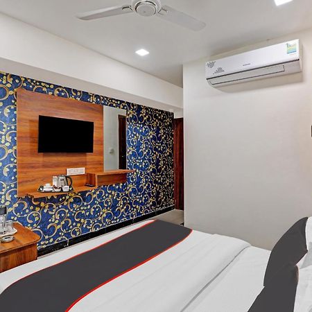 Capital O Bhavya Villa Ahmedabad Exteriör bild