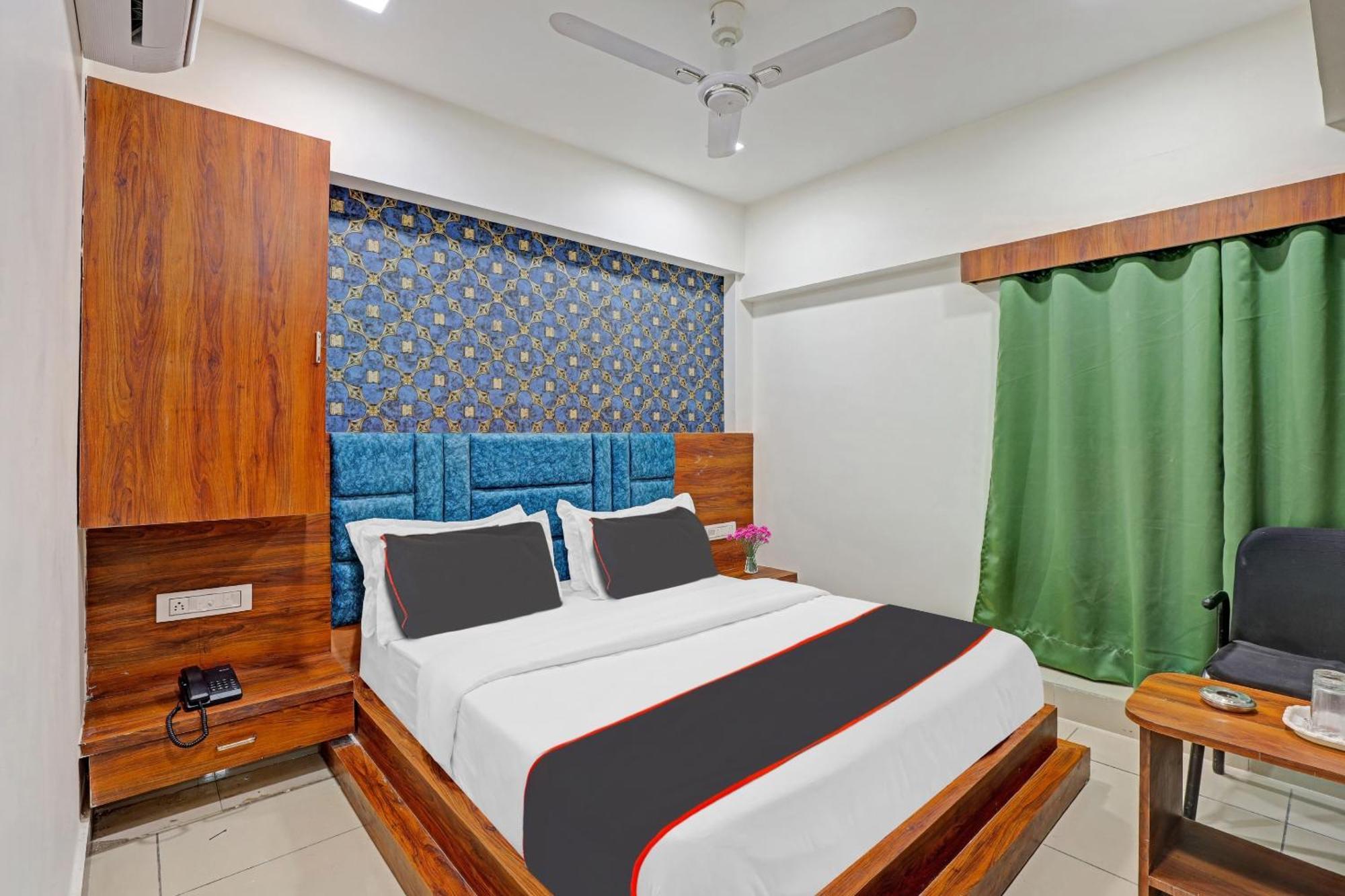 Capital O Bhavya Villa Ahmedabad Exteriör bild